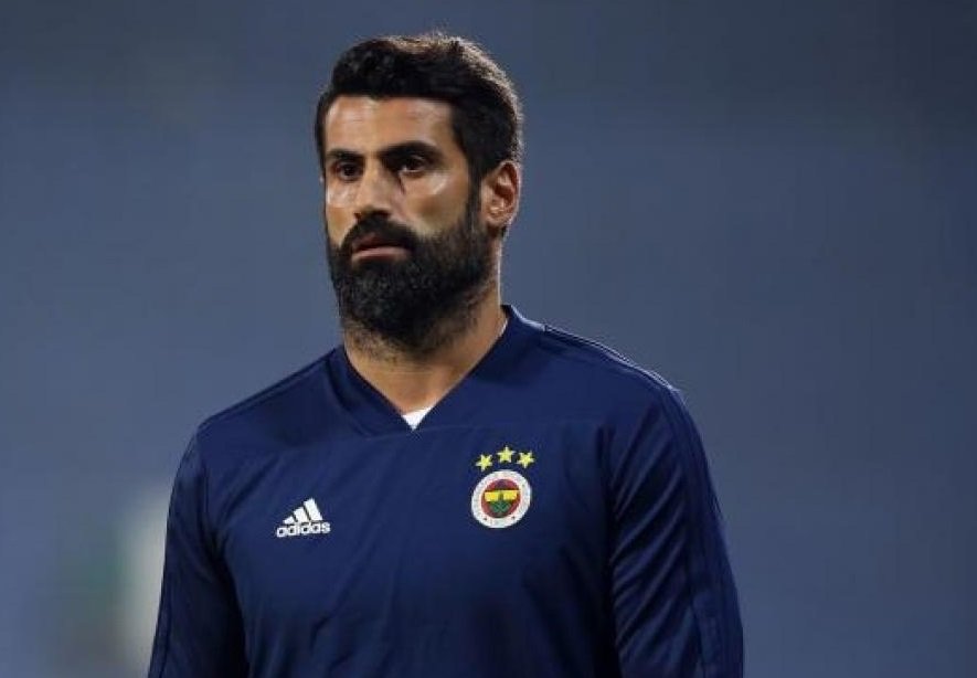 <h2>TL BİRİMDEN MAAŞ ALAN İLK FUTBOLCU</h2>