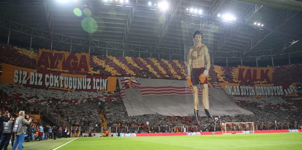 'Türk Telekom Stadı'nda Schalke'ye dev sürpriz! Bakın ne olacak