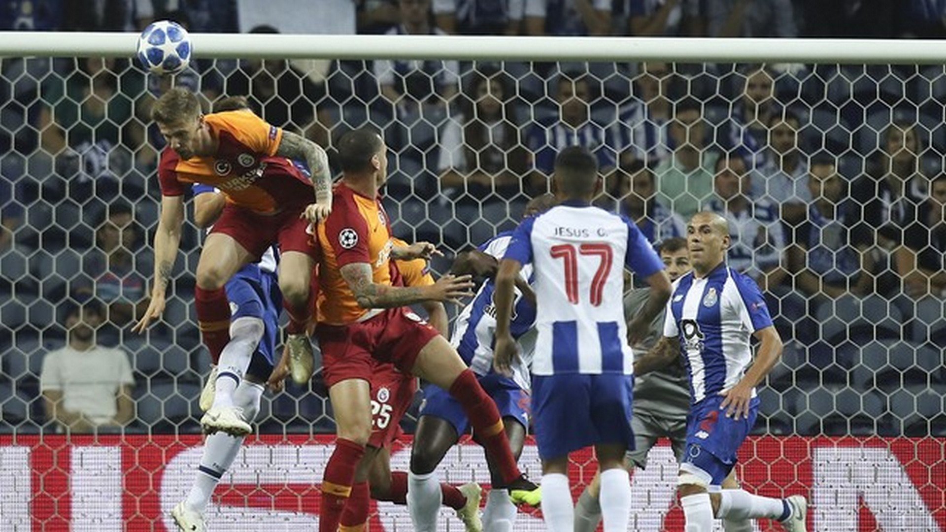 'Ve Porto sonrası flaş karar! Galatasaray'da 2 yolcu