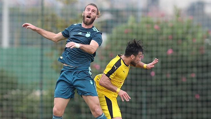 <h2>Yiğithan Güveli göz dolduruyor</h2>