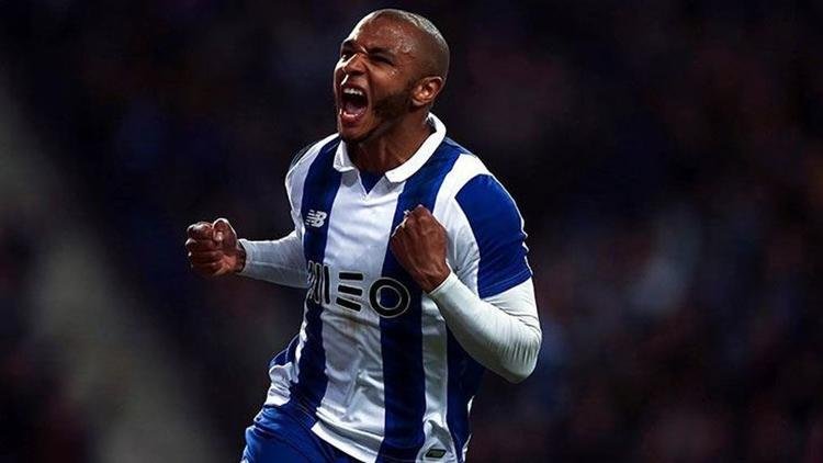 <h2>3 BÖLGEDE OYNAYABİLİYOR</h2>