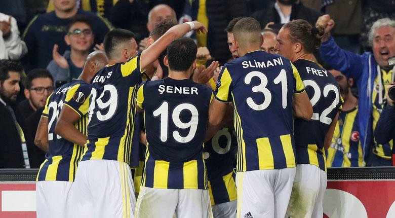 ' Fenerbahçe'de büyük operasyon! Tam 13 futbolcu