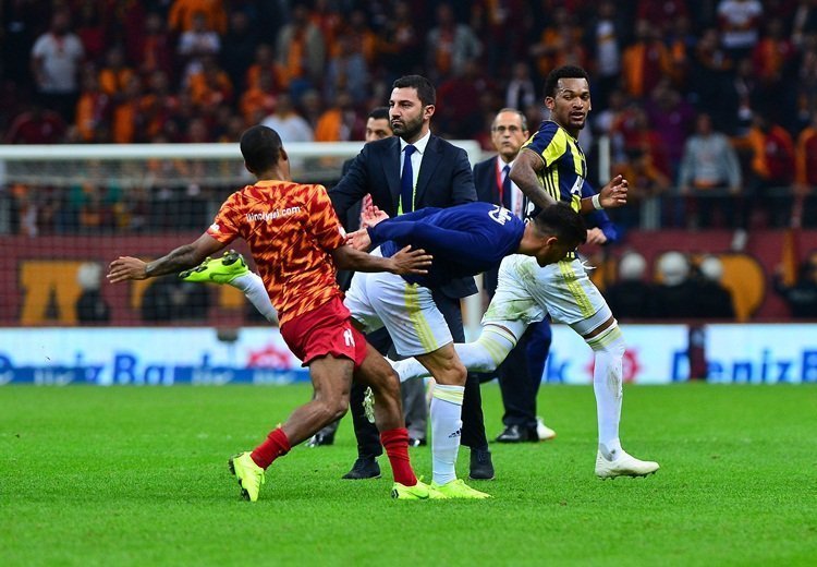 <h2> GARRY RODRIGUES:</h2>