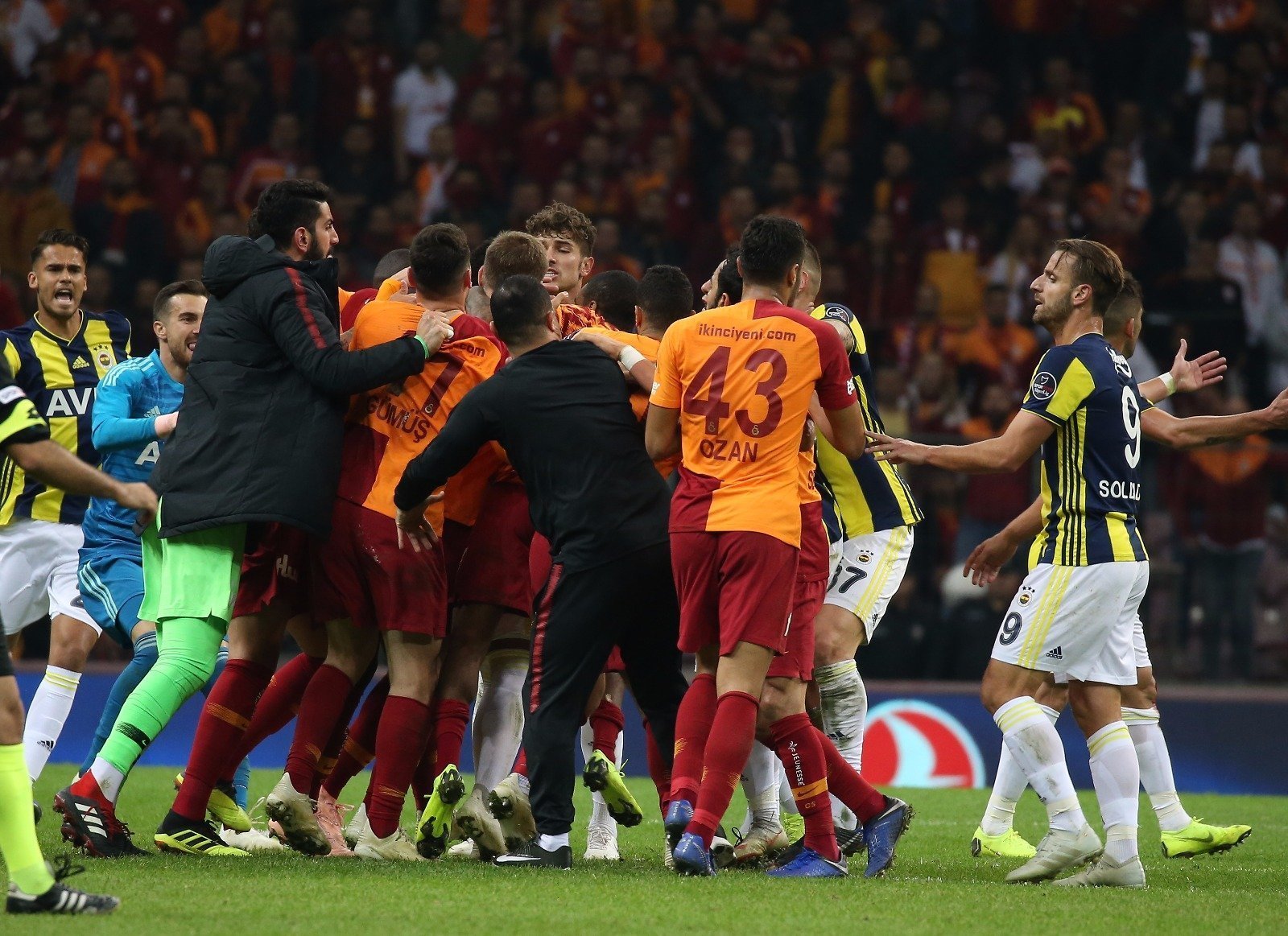 <h2>ABDURRAHİM ALBAYRAK</h2>