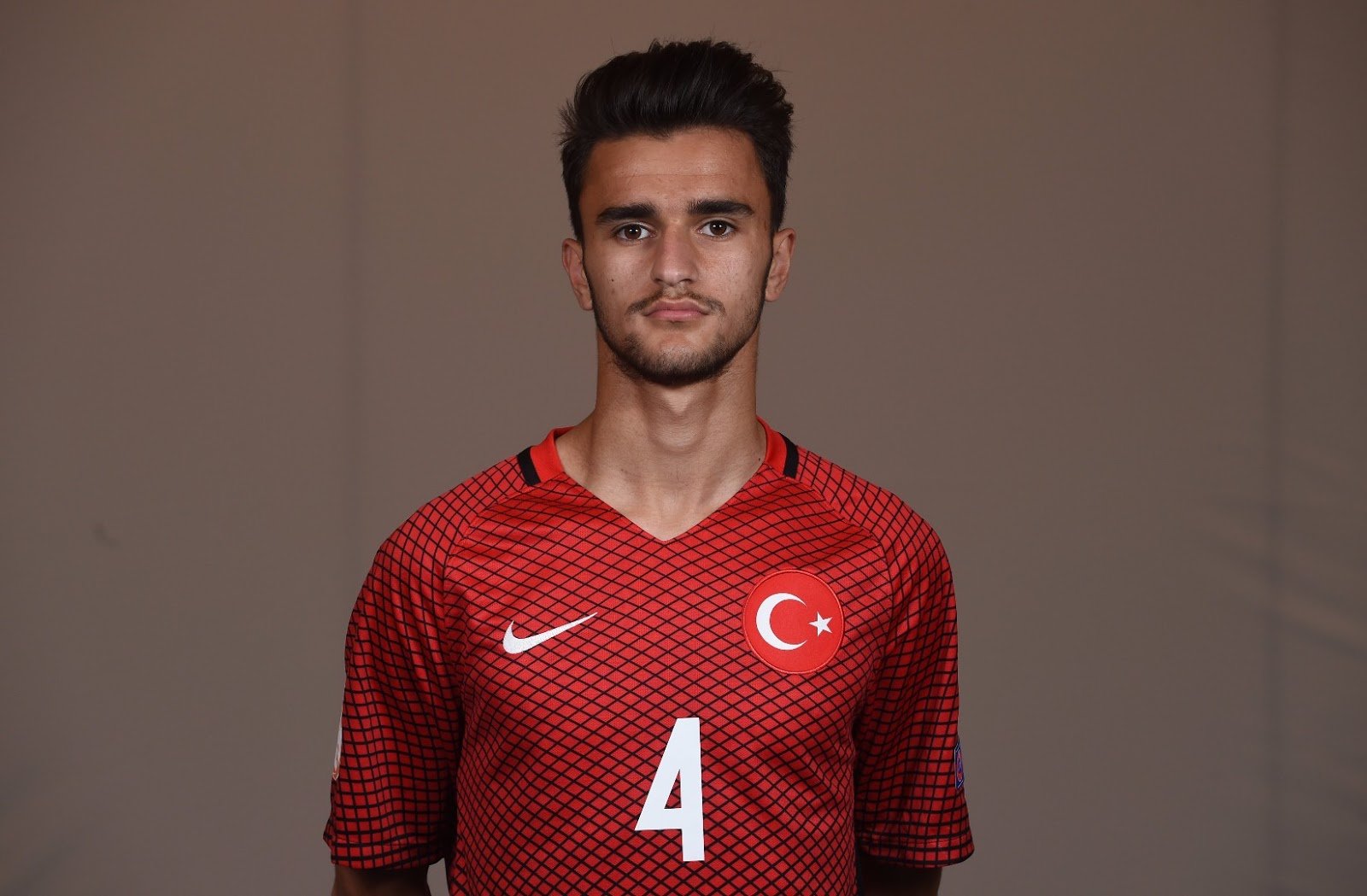 <h2>ABDUSSAMED KARNUCU - 4 ŞUBAT 2000</h2>