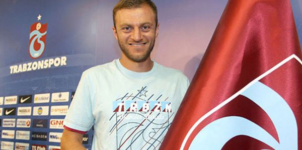 <h2>Avraam Papadopoulos (Brisbane Roar)</h2>