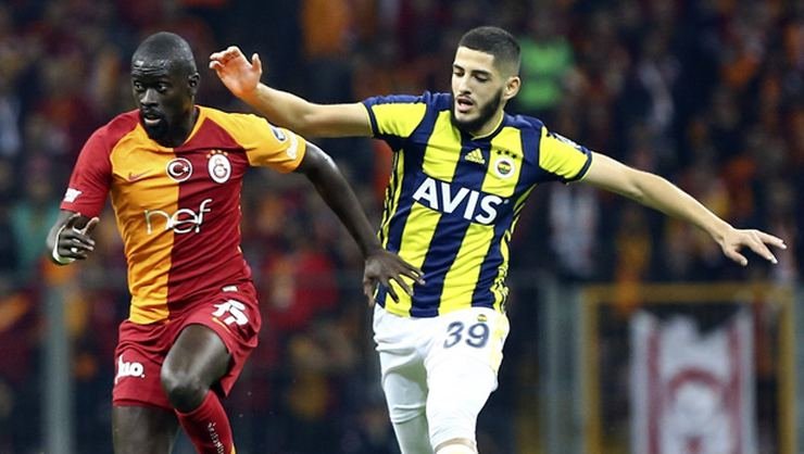 <h2>Benzia’dan olay paylaşım! Küfür etti...</h2>