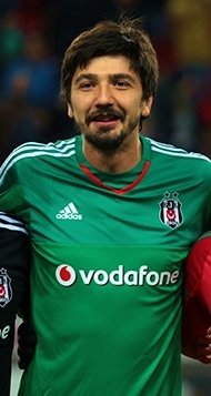<h2>Beşiktaş yönetimi ve teknik heyeti, tecrübeli file bekçisinin Genk maçındaki performansını beğendi.</h2>