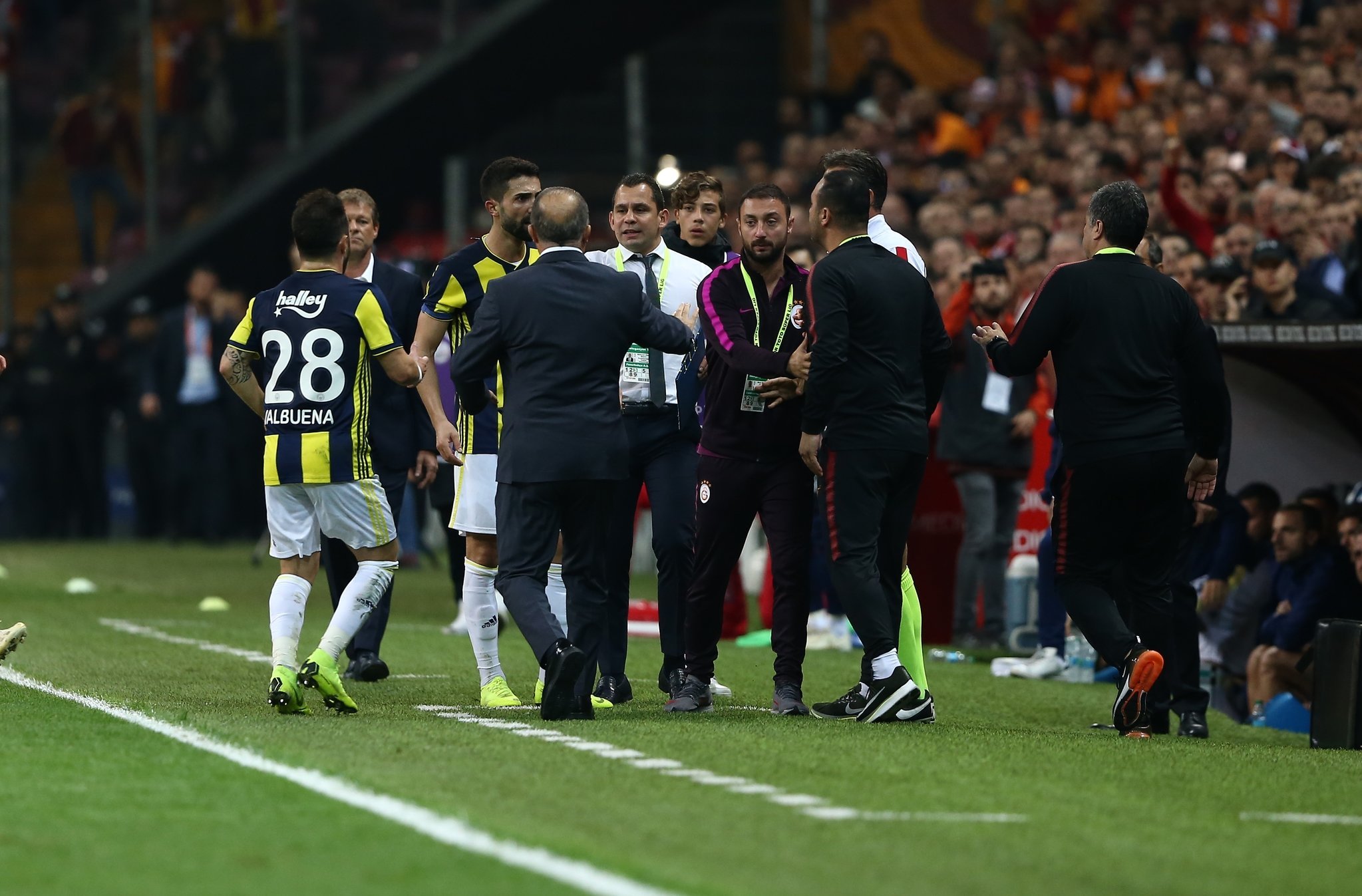 'Bir şok daha! Fatih Terim ve Hasan Şaş...