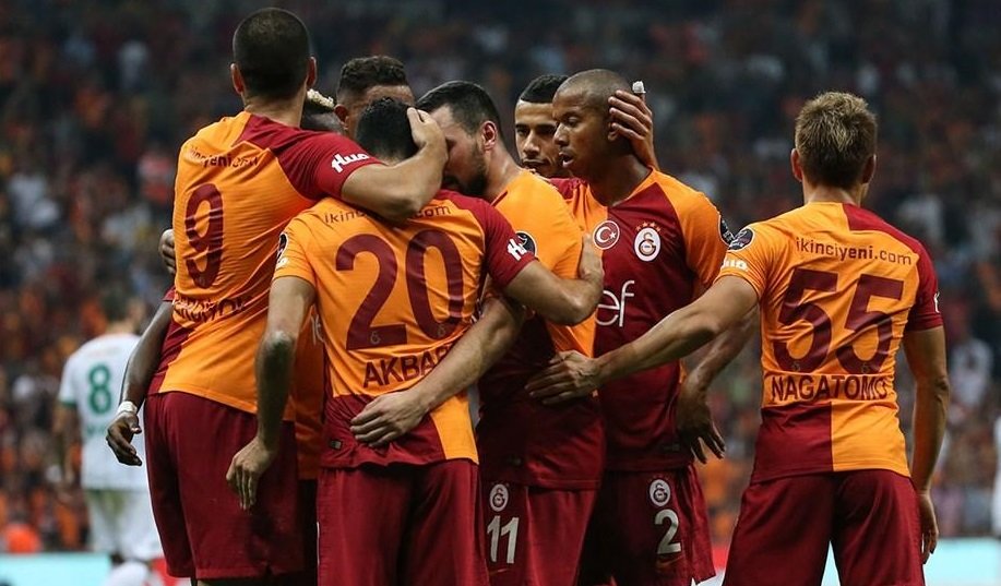 'Chelsea ve Juventus, Galatasaray'ın yıldız adayını istiyor