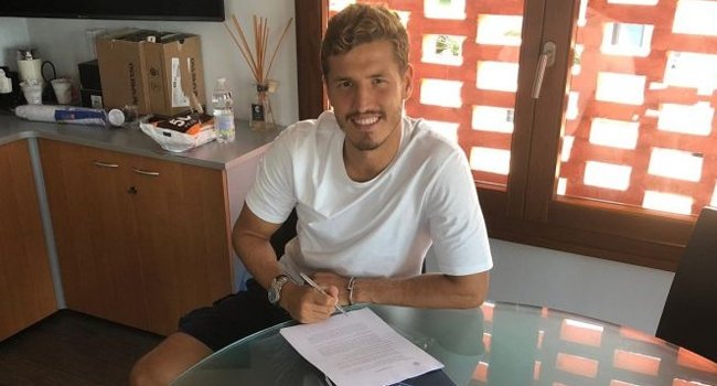 <h2>Ersun Yanal ile gelen şampiyonluklarda sen de forma giydin. Ersun Yanal’ı ve o yılki şampiyonluk yürüyüşünü dinleyebilir miyiz senden.</h2>