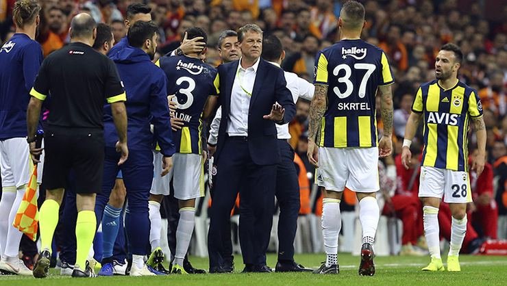 <h2>Erwin Koeman, Fenerbahçe yönetimini rahatlattı</h2>
