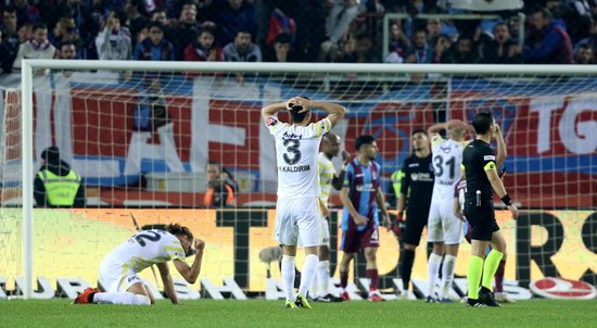 'Fenerbahçe'de başarısızlığın faturası kesildi! İşte o isim...