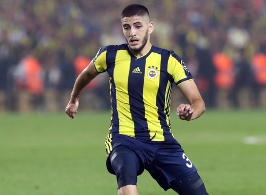 'Fenerbahçe'de Benzia'nın kadro dışı kalma nedeni ortaya çıktı