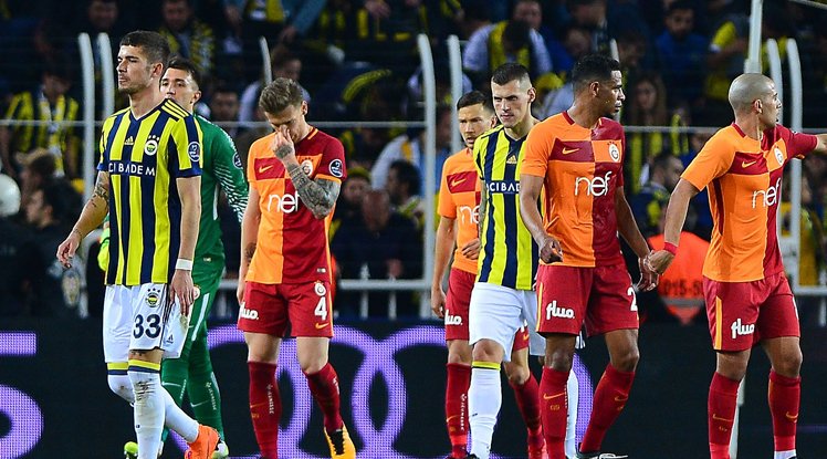 <h2>Fenerbahçe’de kriz! Orta sahada oynayamayacak!</h2>