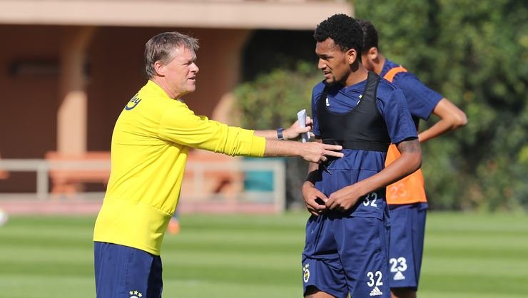 'Fenerbahçe'en FLAŞ karar! Derbi sonrası Koeman