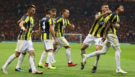 'Fenerbahçeli futbolcuların derbi konuşması! 