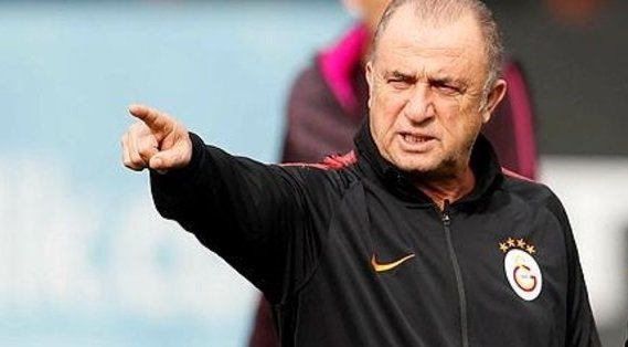 'Fenerbahçeli futbolcuyu Galatasaray'a önerdiler! Terim reddetti