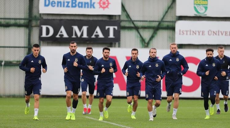 <h2>Fenerbahçe’ye büyük şok! Tam 20 yıl...</h2>