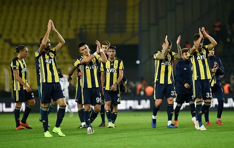 'Fenerbahçe'ye Trabzonspor maçı öncesi müjde! Kadroya dönüyor