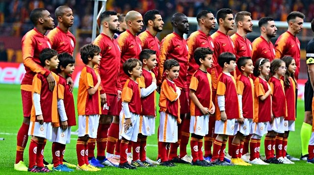 'Galatasaray aradığı golcüyü buldu! Sürpriz Tangocu