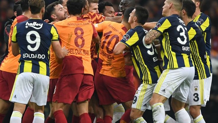 <h2>Galatasaray, cezalar sonrası sahaya nasıl çıkacak?</h2>