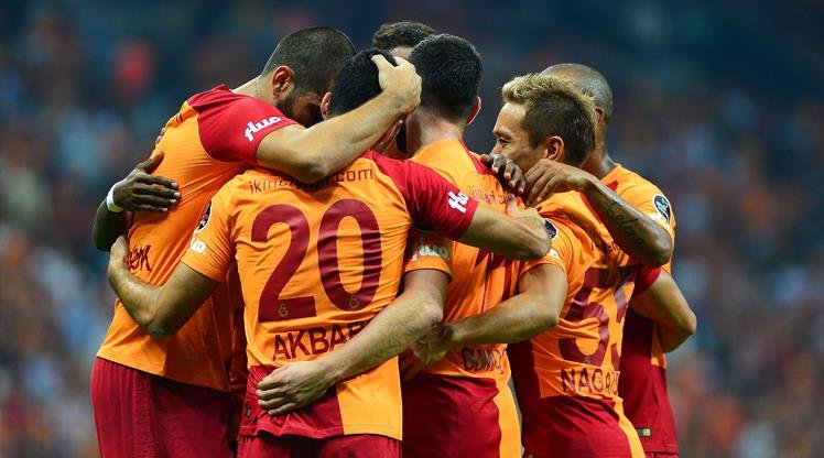 'Galatasaray'da flaş ayrılık! Yıldız futbolcu...