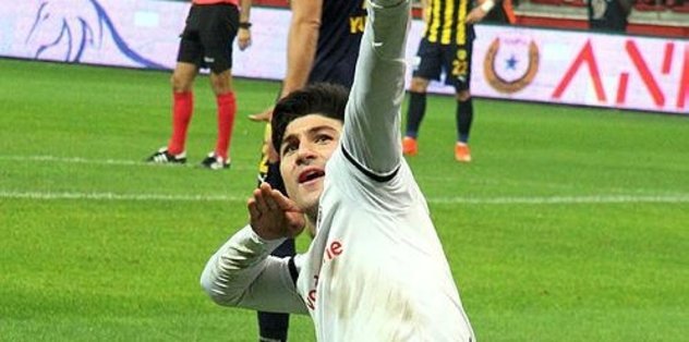 <h2>Güven Yalçın ve Dorukhan Toköz’den mesaj: Tamamen duygusal!</h2>