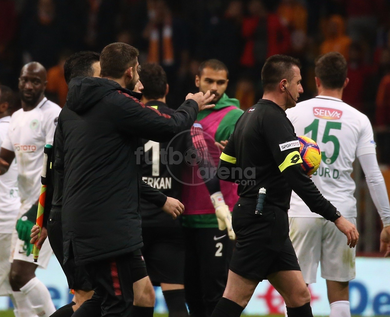 'Hüseyin Göcek'in eşinden sosyal medyada olan yaratan paylaşım