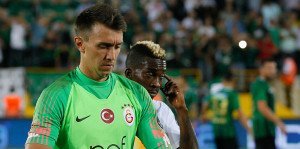 <h2>MUSLERA</h2>