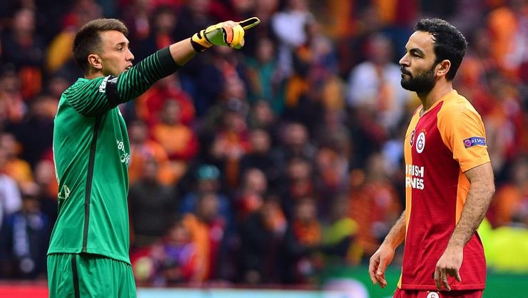 <h2>Muslera ile Selçuk, Beşiktaş maçı kaçırmadı</h2>