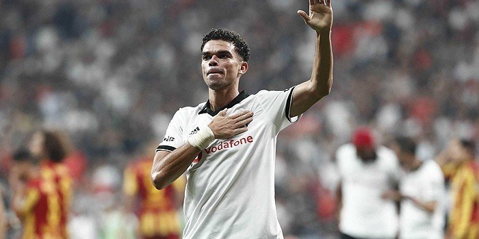 <h2>PEPE YÖNETİMİ İKİYE BÖLDÜ!</h2>