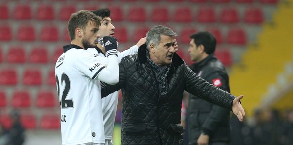 <h2>Şenol Güneş gençlerle devam edecek!</h2>