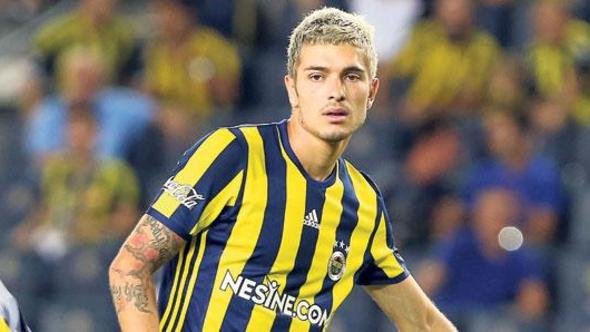 <h2>Transferi resmen açıkladı! Fenerbahçe ile görüşeceğim</h2>