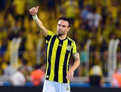 <h2>Valbuena, Galatasaray’ı resmen açıkladı!</h2>