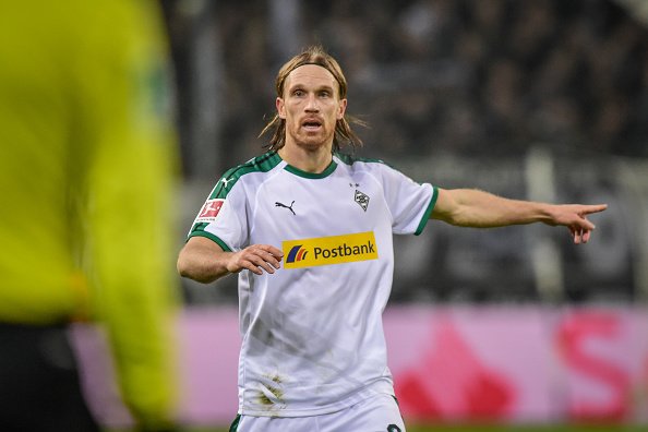 <h2>30-32 YAŞINDA OLSAM DÜŞÜNÜRDÜM</h2>