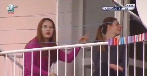 'A Spor spikerinin zor anları! Sosyal medyada gündem