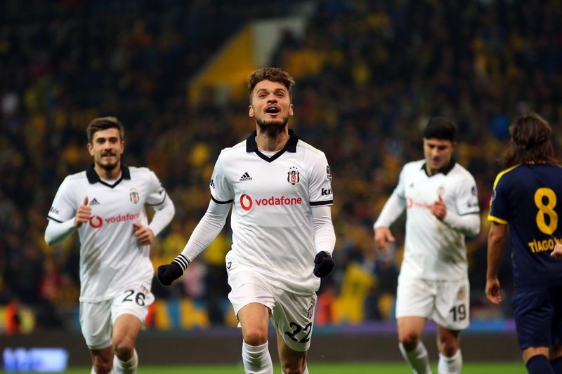<h2>ADEM JLALİC</h2>