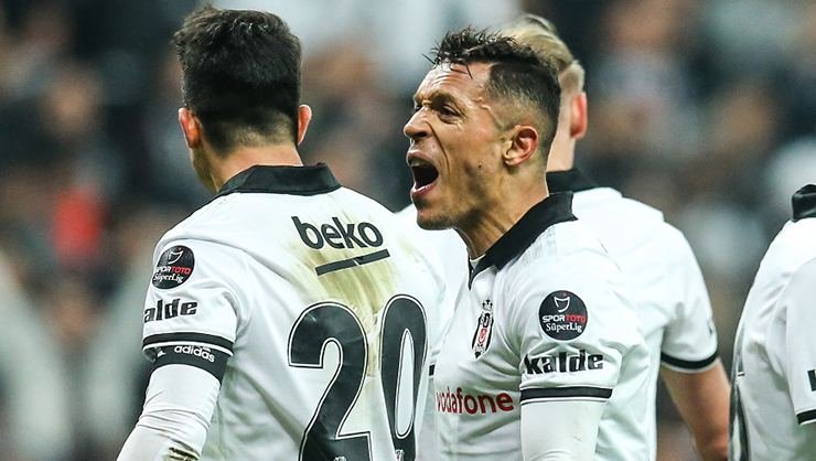 <h2>Adriano’ya yeni talip!</h2>