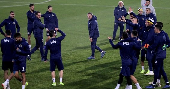 'Belçikalılar, Fenerbahçe'de transferi duyurdular! Anlaşma sağlandı