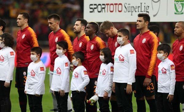 'Beşiktaş derbisinde Galatasaray yedek kulübesinde dikkat çeken detay