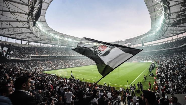<h2>Beşiktaş-Galatasaray derbisinde Vodafone Park kapalı gişe!</h2>