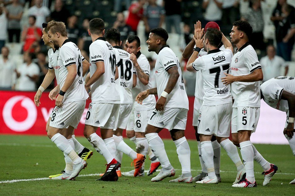 'Beşiktaş stoperini Ukrayna'da buldu! Görüşmeler başladı.