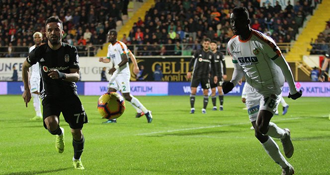 <h2>Beşiktaş’ın maçını şifresiz veren kanallar</h2>