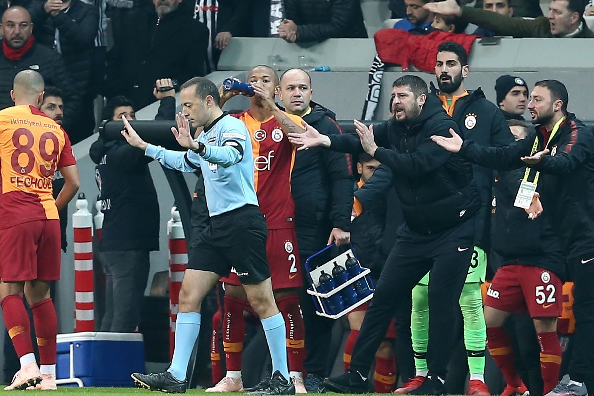 <h2>BEŞİKTAŞ’IN PENALTISINDAN ÖNCE ÇİFT VURUŞ KARARI YANLIŞ</h2>