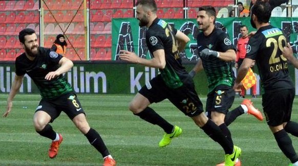 'Çaykur Rizespor'dan Galatasaray'a gece yarısı transfer çalımı