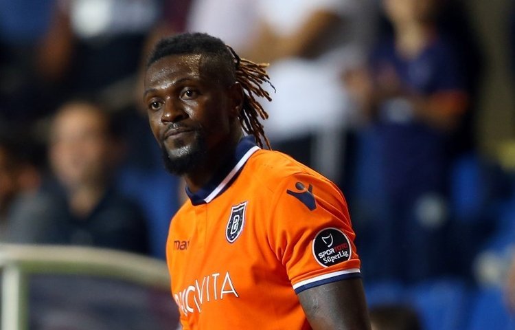 <h2>Fenerbahçe Adebayor için düğmeye bastı</h2>