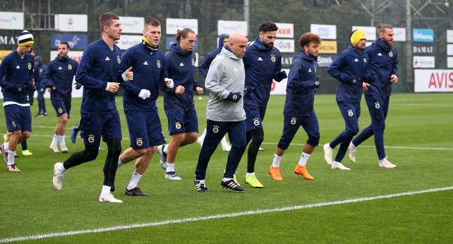 'Fenerbahçe Brezilyalı savaşçı ön liberonun peşinde! Transfer listesine alındı