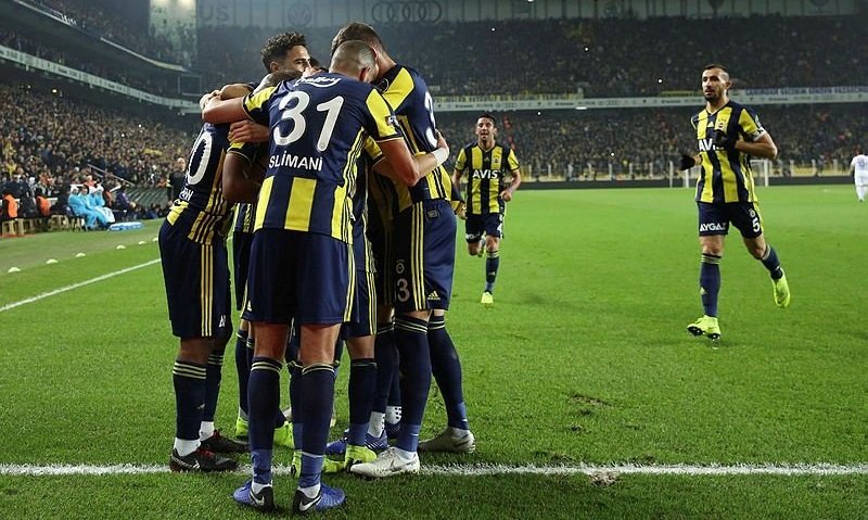 'Fenerbahçe için flaş transfer gelişmesi... Beşiktaş da istiyor