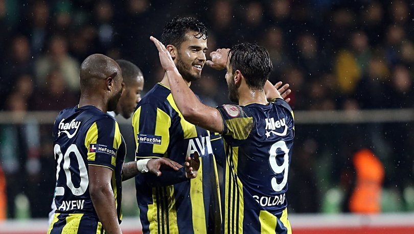'Fenerbahçe'de devre arasında iki bomba birden!